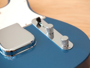 Fender American Vintage &#39;64 Telecaster controls
