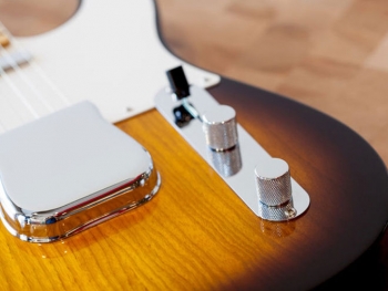 Fender American Vintage &#39;58 Telecaster controls