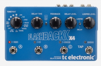 TC Electronic FlashBack X4 Delay. Front